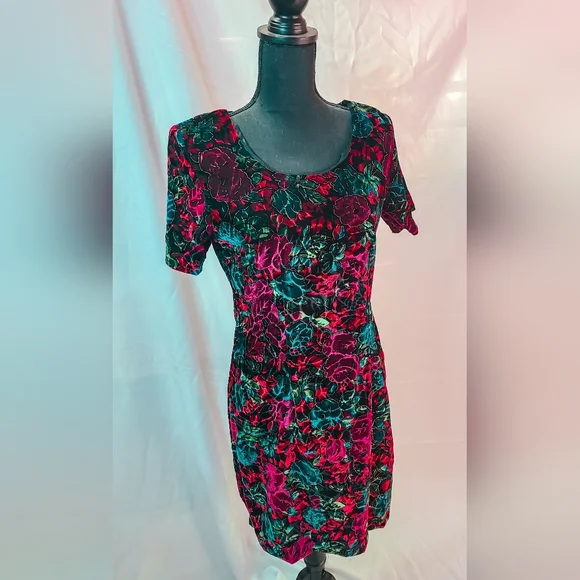 California Gold Rush Dresses | Floral Velvet Cocktail Dress Vintage California Gold Rush | Color: Pink/Purple | Size: M | Sabrooks94'S Closet